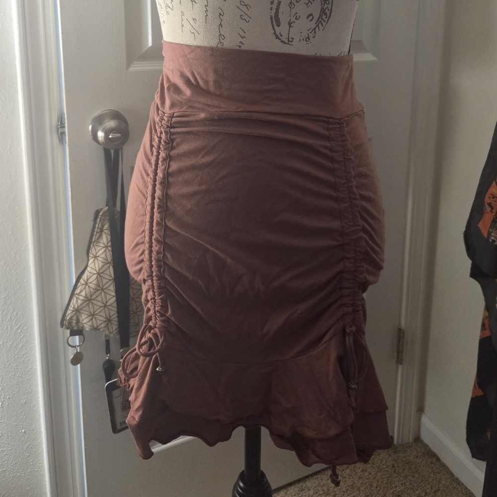 Eden Cinch Mini Ruffle Skirt - Picture 3 of 11